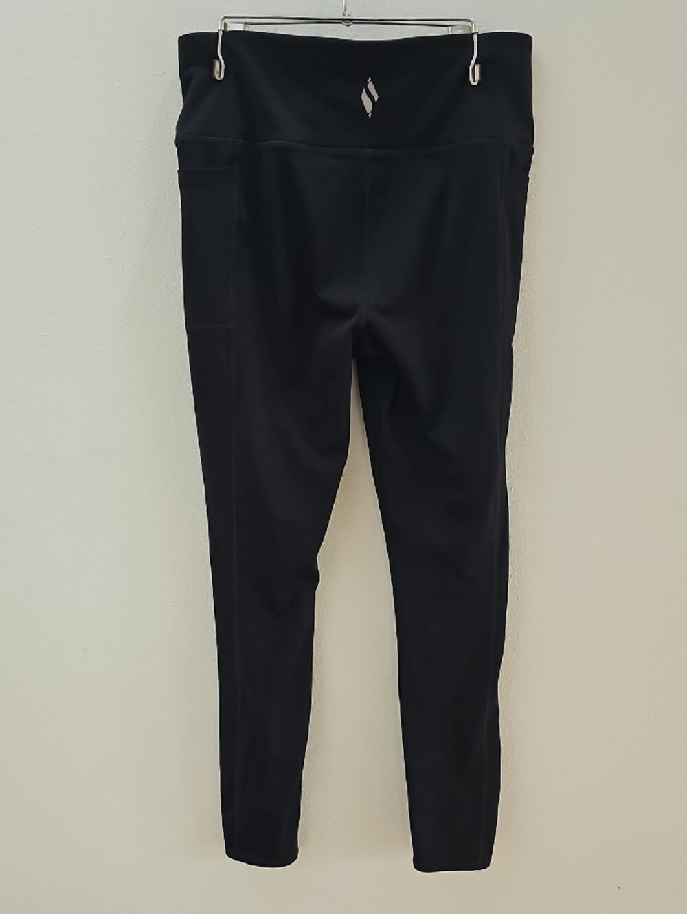 Skechers Women's Black High-Waist Ponte Leggings - Picture 2 of 4